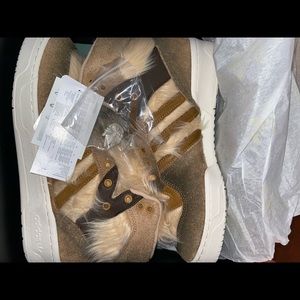 New men’s adidas Chewbacca sneakers 9.5